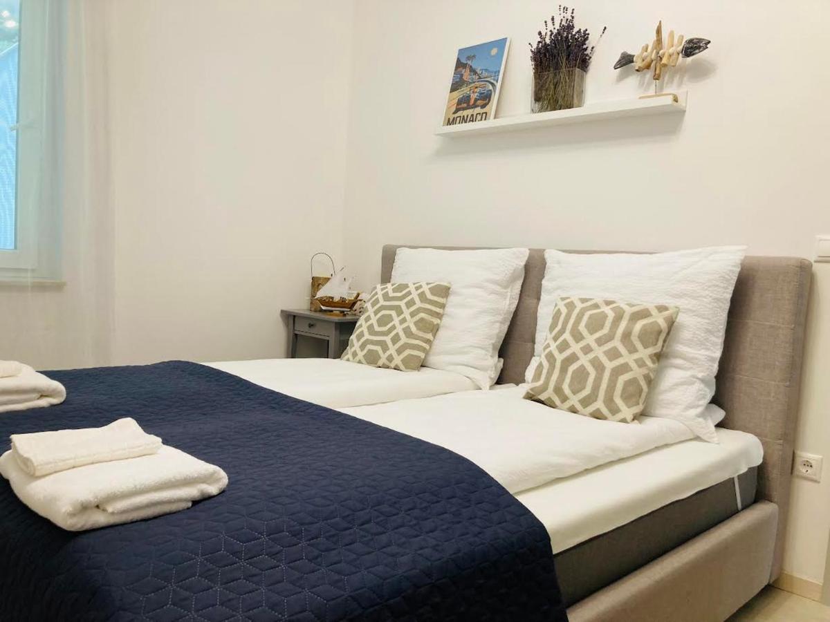 Ferienwohnung Zawia Apartman Balatonföldvár Exterior foto